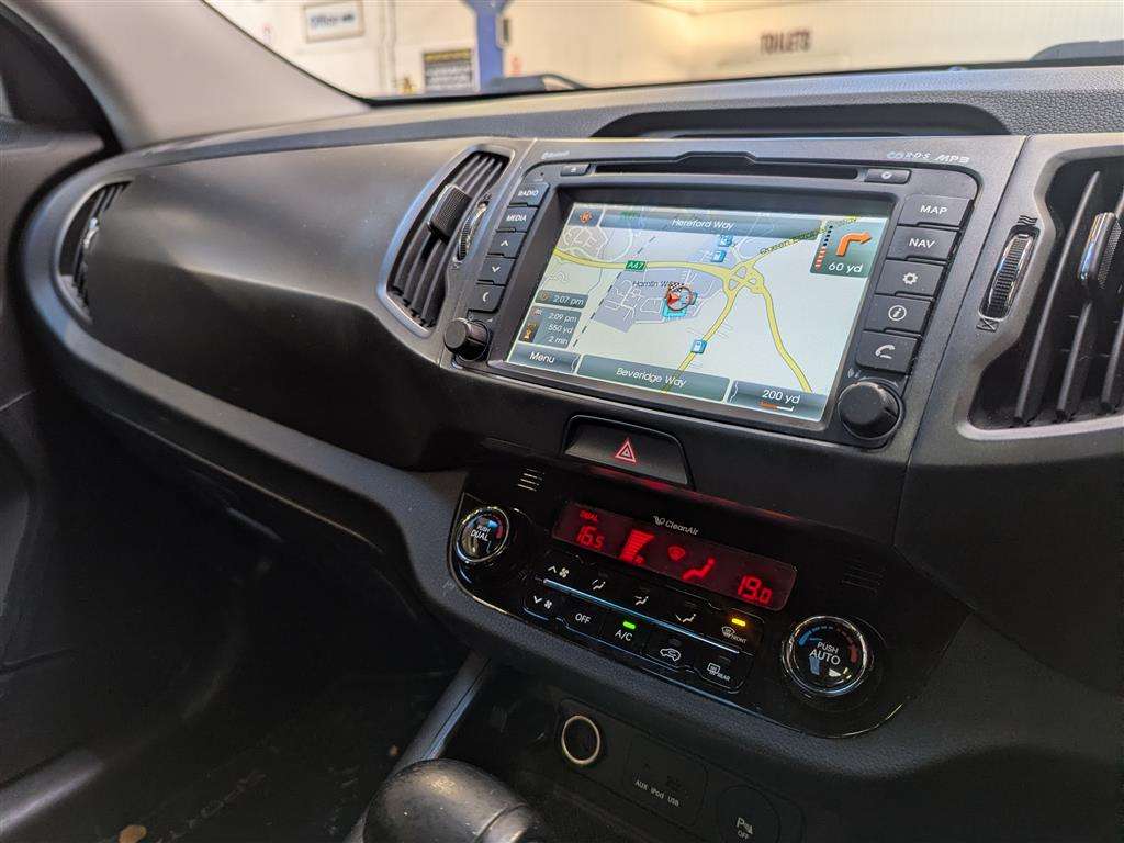 <p>2013 KIA SPORTAGE KX-3 SAT NAV CRD</p>