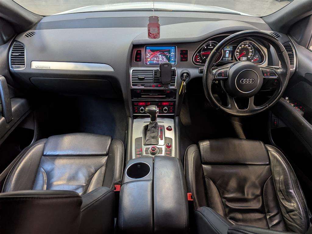 <p>2013 AUDI Q7 S LINE + TDI QUATTRO A</p>