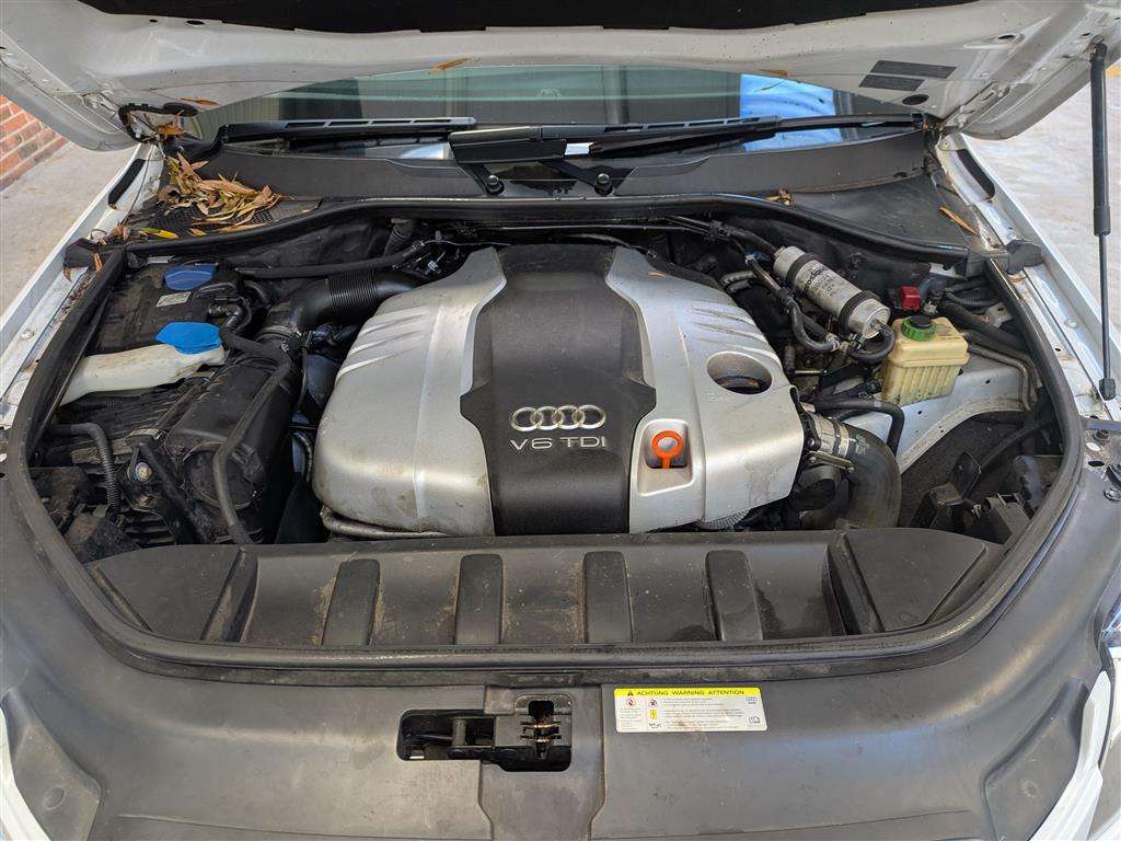 <p>2013 AUDI Q7 S LINE + TDI QUATTRO A</p>