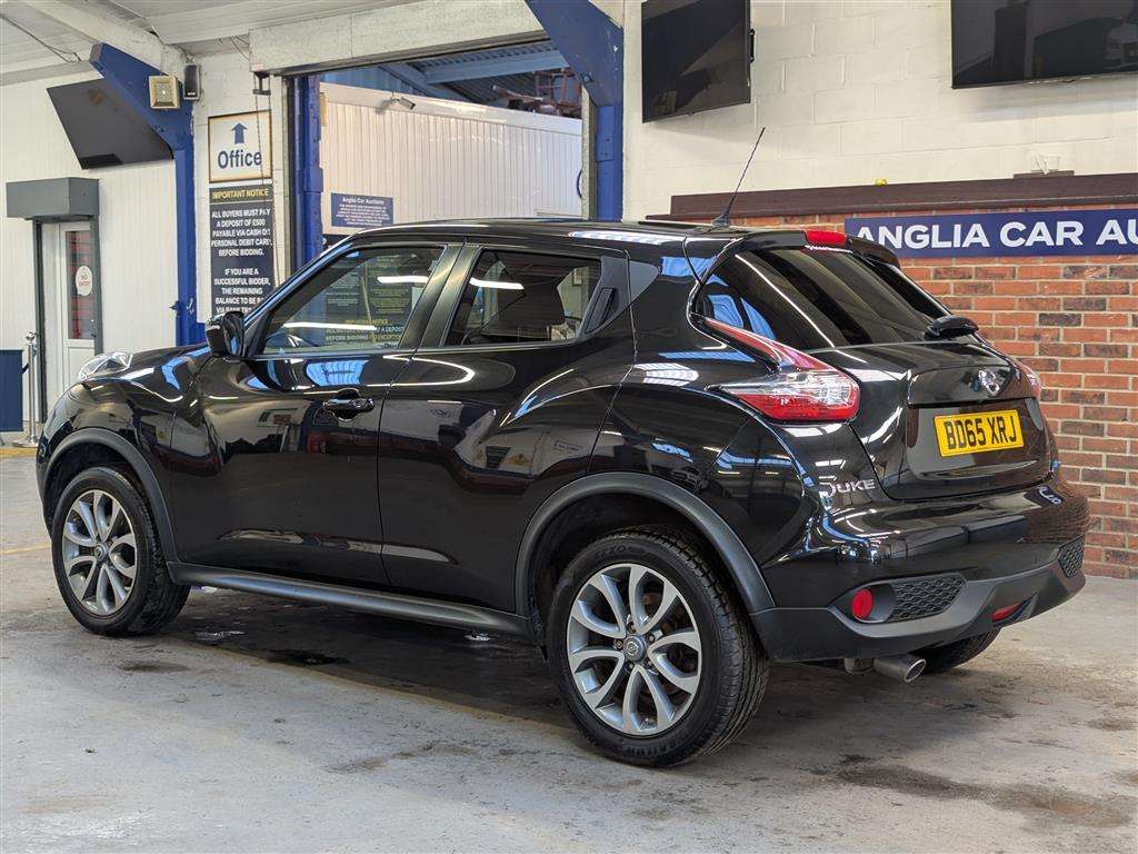 <p>2015 NISSAN JUKE TEKNA DCI</p>