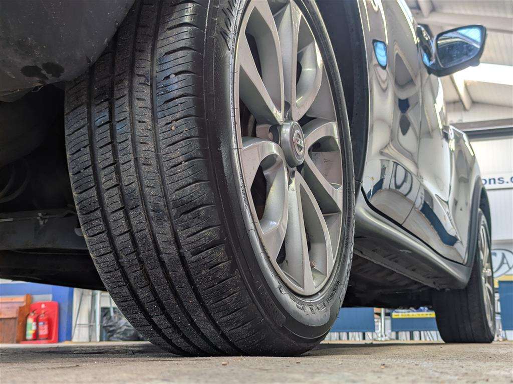 <p>2015 NISSAN JUKE TEKNA DCI</p>