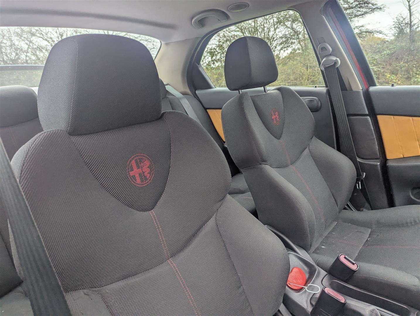 <p>2000 ALFA ROMEO 156 2.0 T SPARK</p>