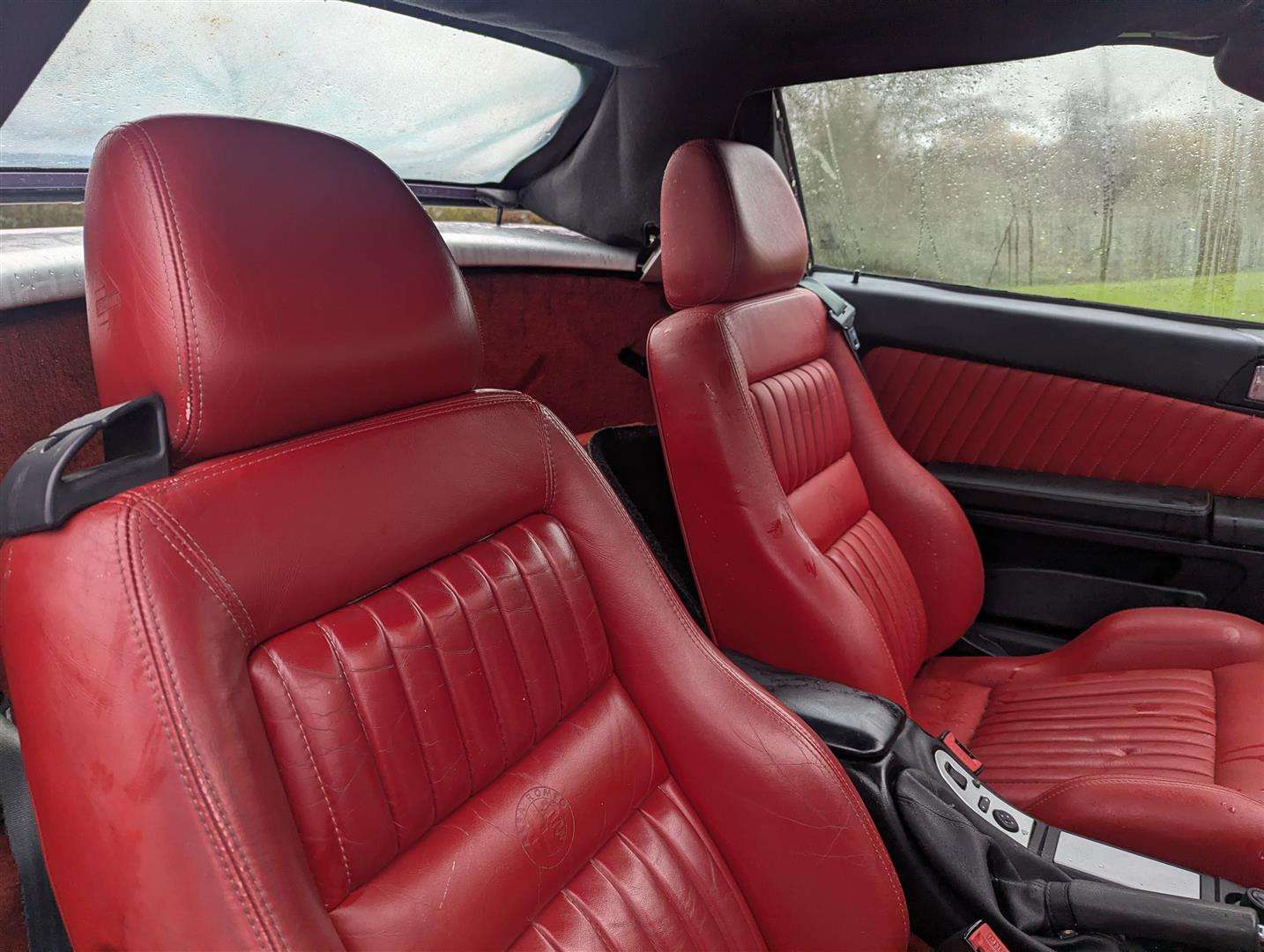 <p>1998 ALFA ROMEO SPIDER LUSSO T-SPARK 16V</p>