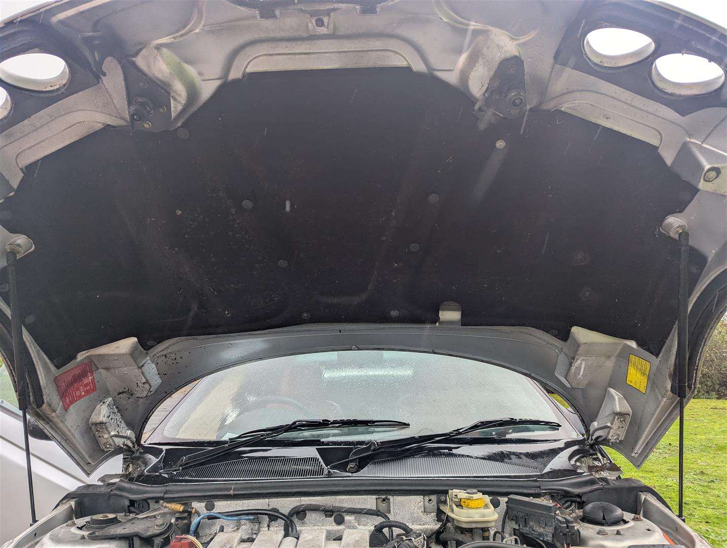 <p>1998 ALFA ROMEO SPIDER LUSSO T-SPARK 16V</p>