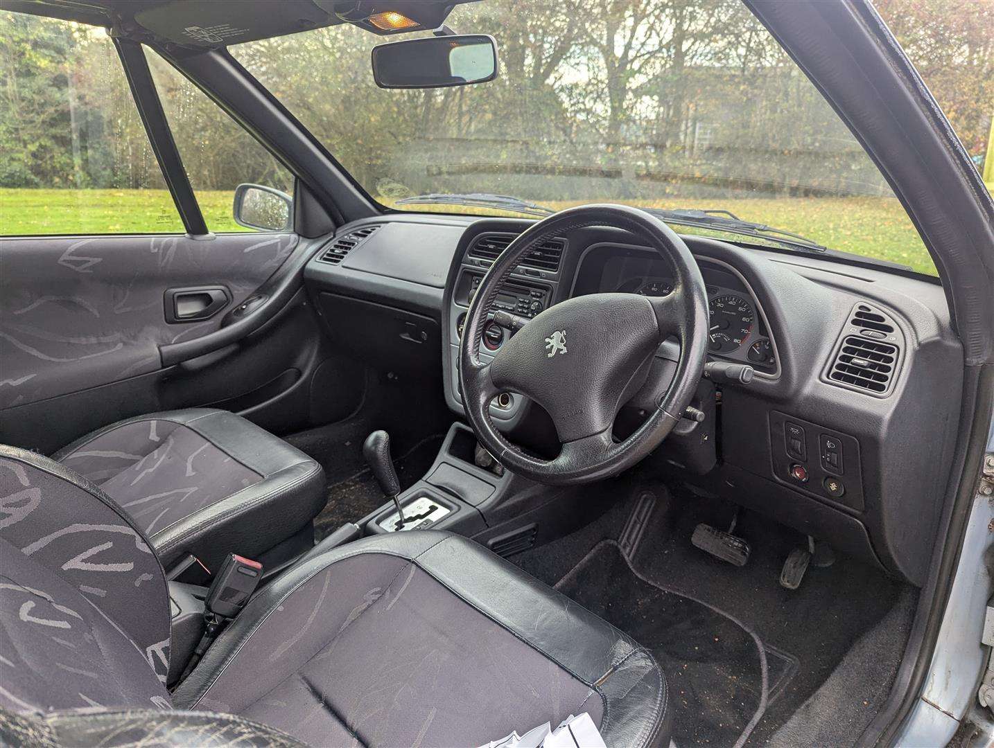 <p>2001 PEUGEOT 306 CABRIOLET S 16V</p>