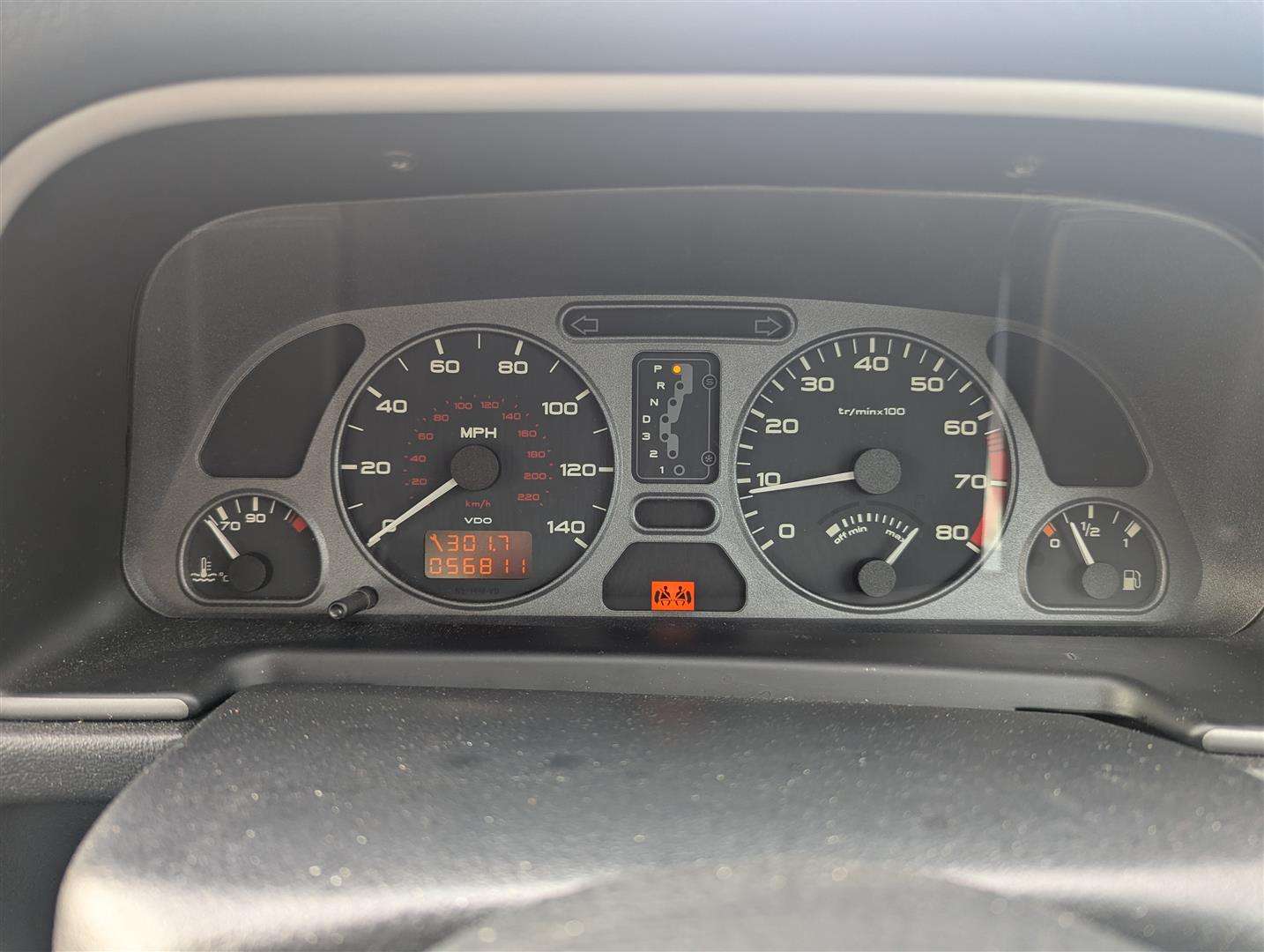 <p>2001 PEUGEOT 306 CABRIOLET S 16V</p>