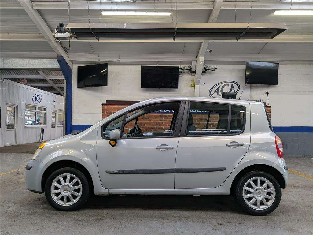 <p>2004 RENAULT MODUS DYNAMIQUE 16V</p>