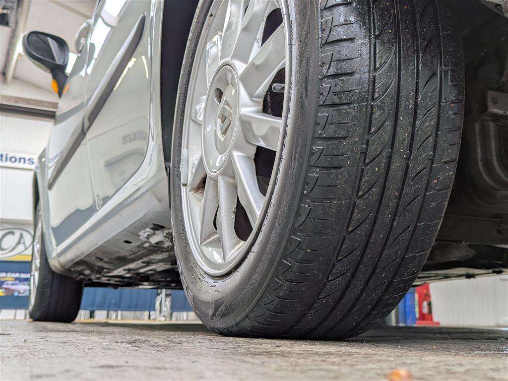 <p>2004 RENAULT MODUS DYNAMIQUE 16V</p>