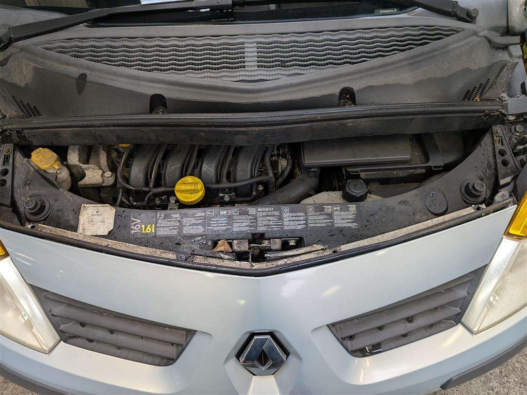 <p>2004 RENAULT MODUS DYNAMIQUE 16V</p>