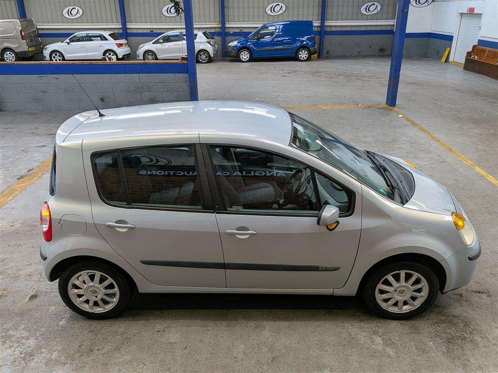 <p>2004 RENAULT MODUS DYNAMIQUE 16V</p>