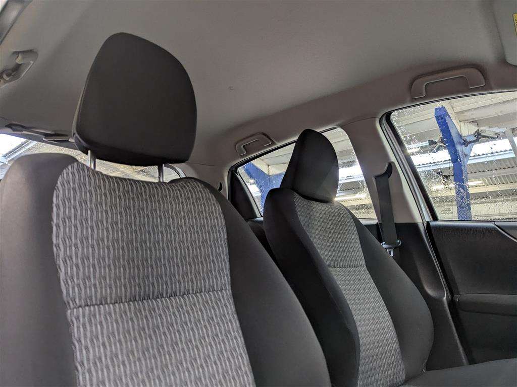 <p>2014 TOYOTA YARIS ICON + D-4D</p>