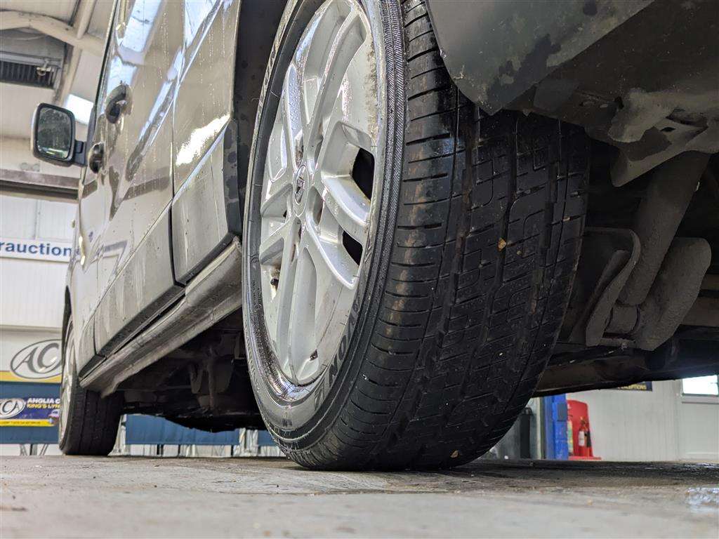 <p>2016 RENAULT TRAFIC LL29 SPORT ENERGY</p>