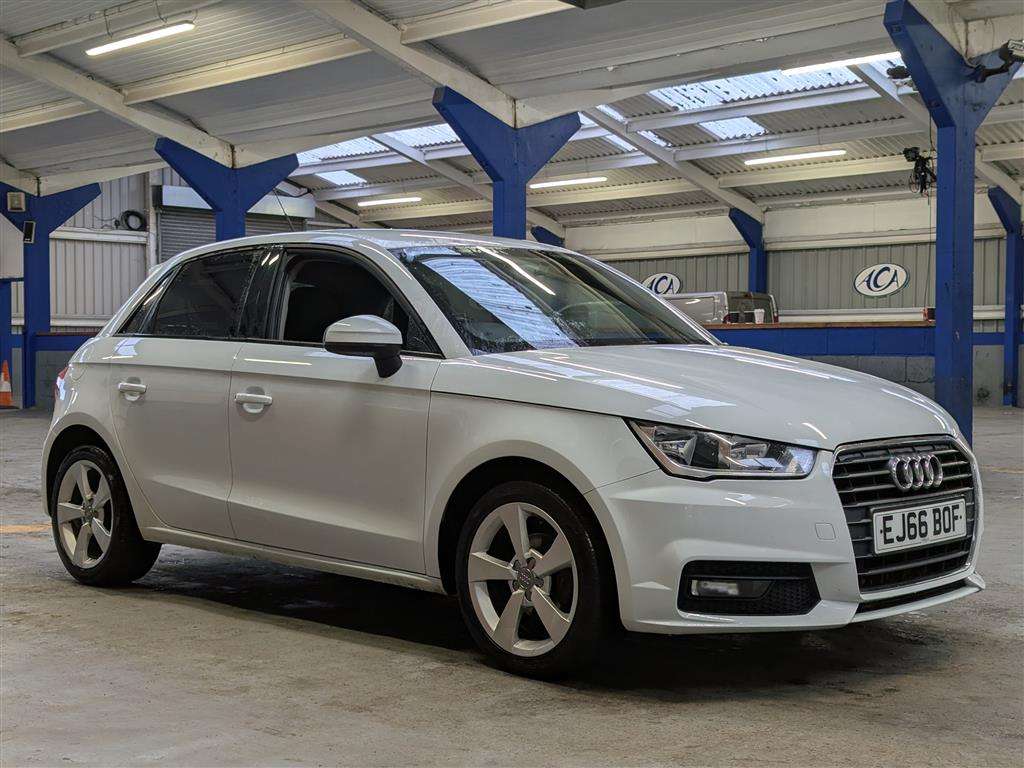 <p>2016 AUDI A1 SPORT TFSI</p>