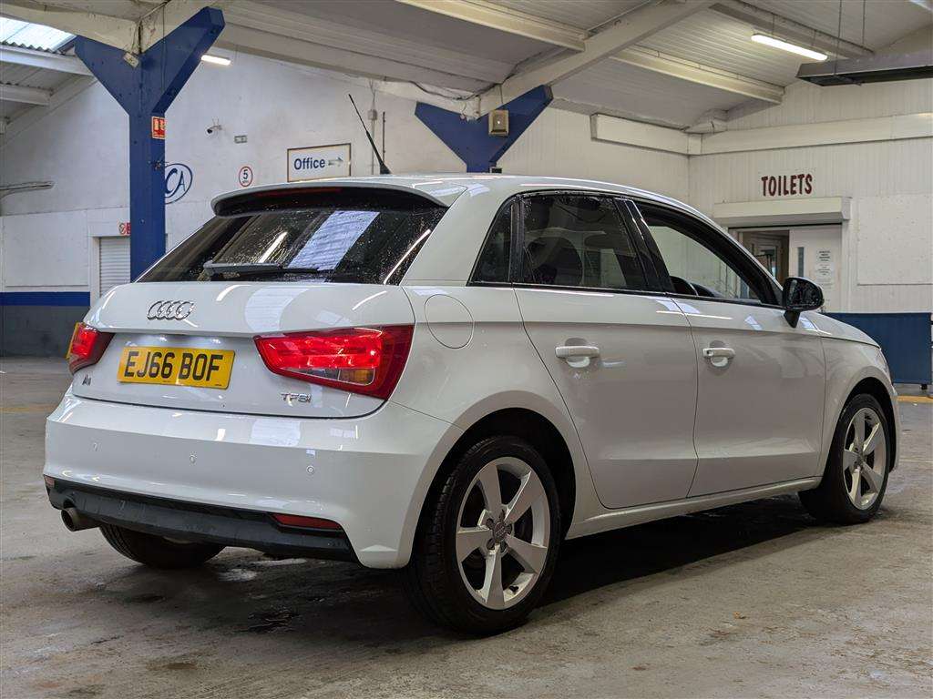 <p>2016 AUDI A1 SPORT TFSI</p>