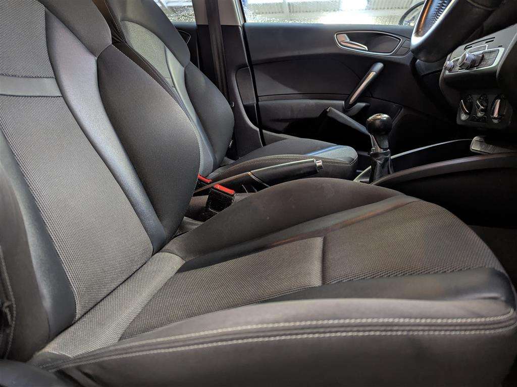 <p>2016 AUDI A1 SPORT TFSI</p>