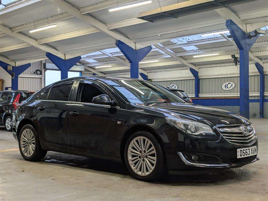 <p>2013 VAUXHALL INSIGNIA DESIGN CDTI ECO</p>