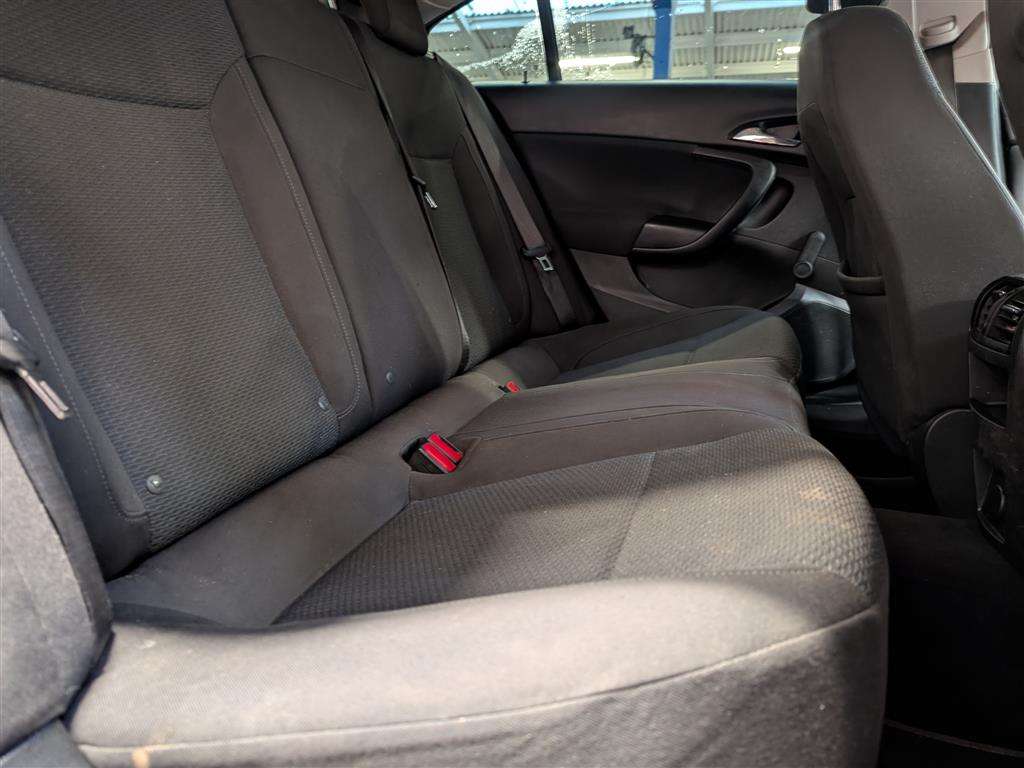 <p>2013 VAUXHALL INSIGNIA DESIGN CDTI ECO</p>