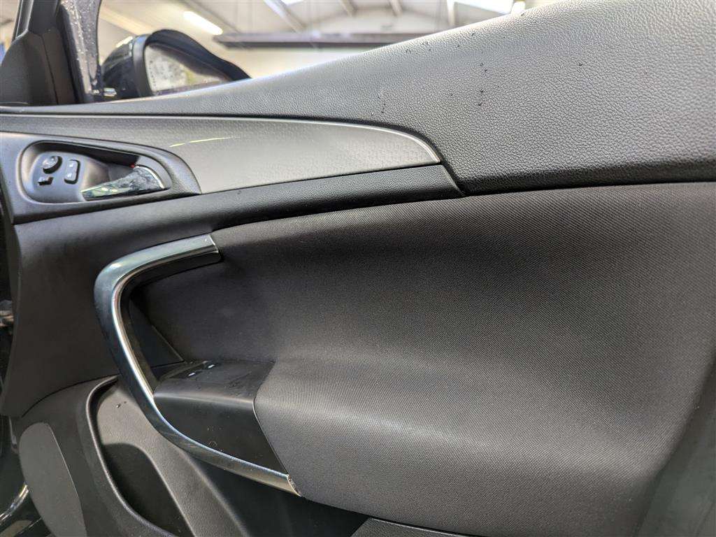 <p>2013 VAUXHALL INSIGNIA DESIGN CDTI ECO</p>