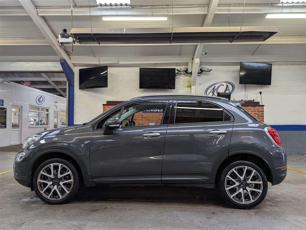 <p>2016 FIAT 500X CROSS + MULTIJET</p>