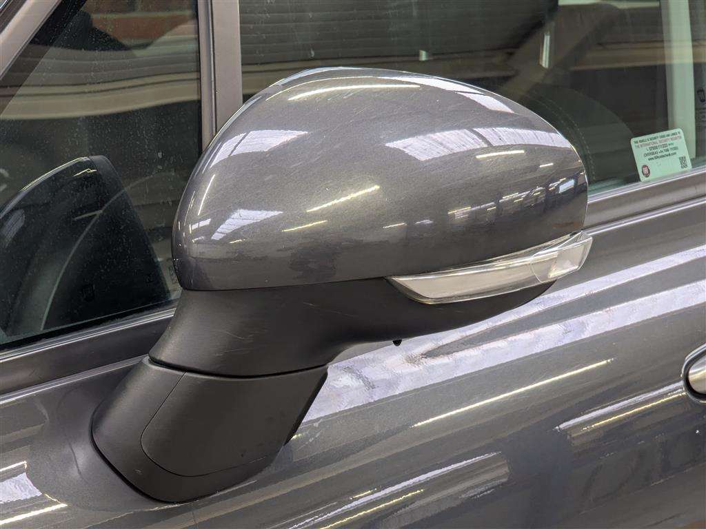 <p>2016 FIAT 500X CROSS + MULTIJET</p>