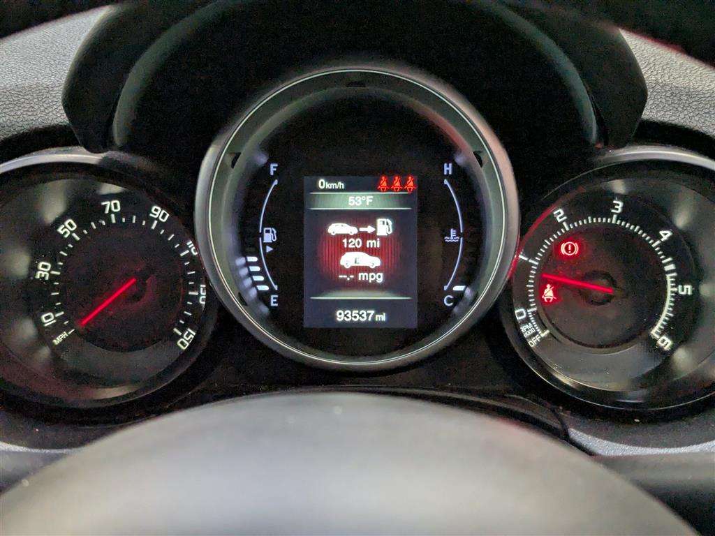 <p>2016 FIAT 500X CROSS + MULTIJET</p>