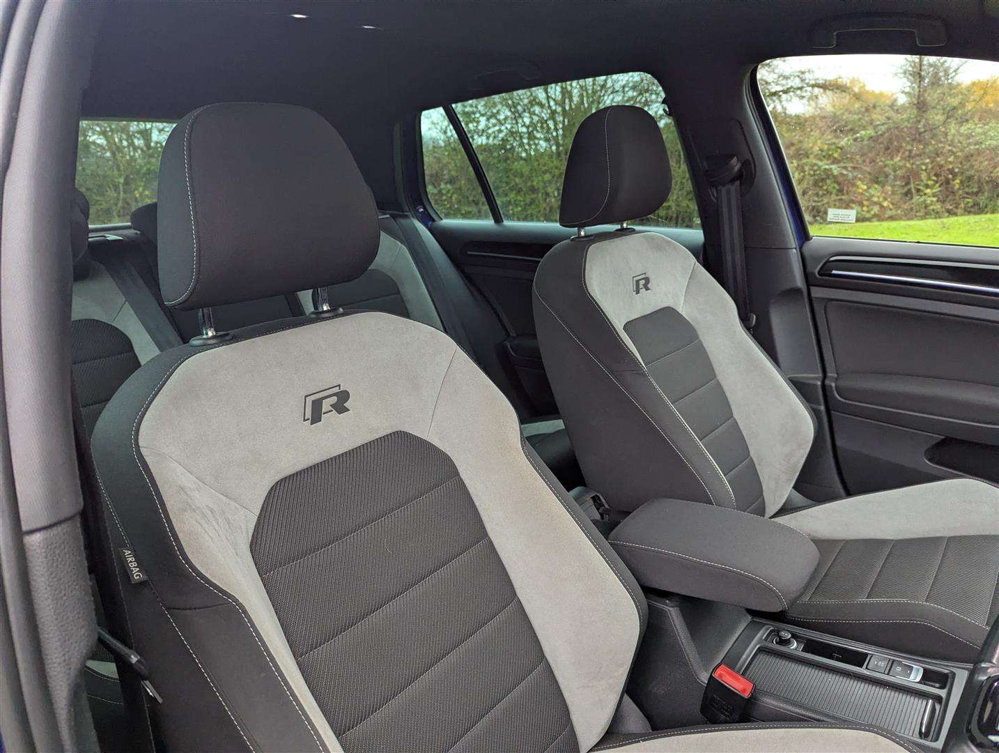 <p>2014 VOLKSWAGEN GOLF R DSG 1 x REG'D KEEPER</p>