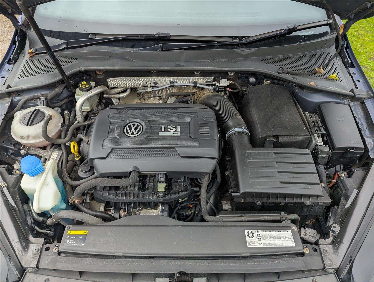 <p>2014 VOLKSWAGEN GOLF R DSG 1 x REG'D KEEPER</p>