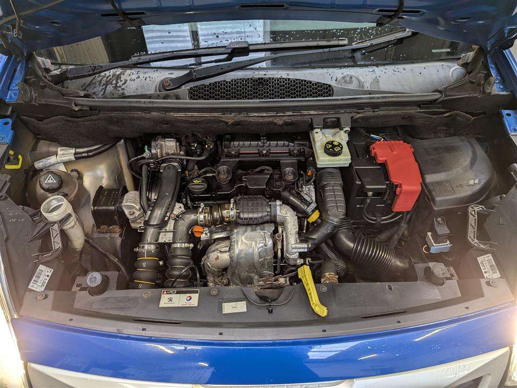 <p>2017 PEUGEOT PARTNER S L1 BLUE HDI</p>