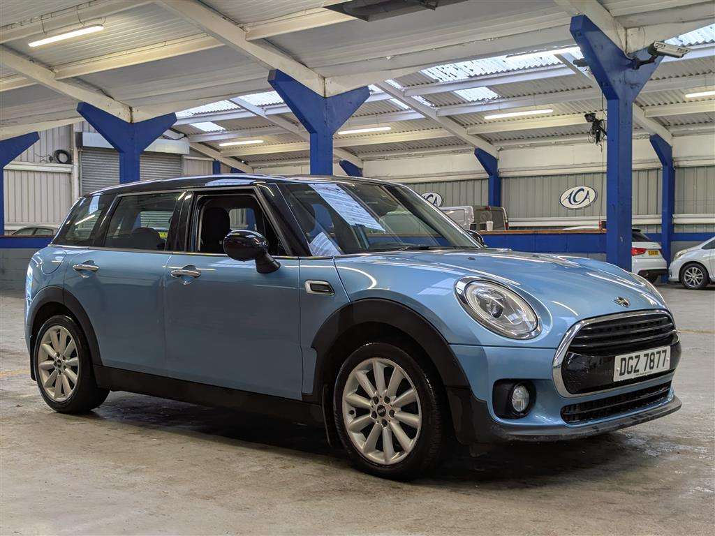 <p>2016 MINI CLUBMAN COOPER D AUTO</p>