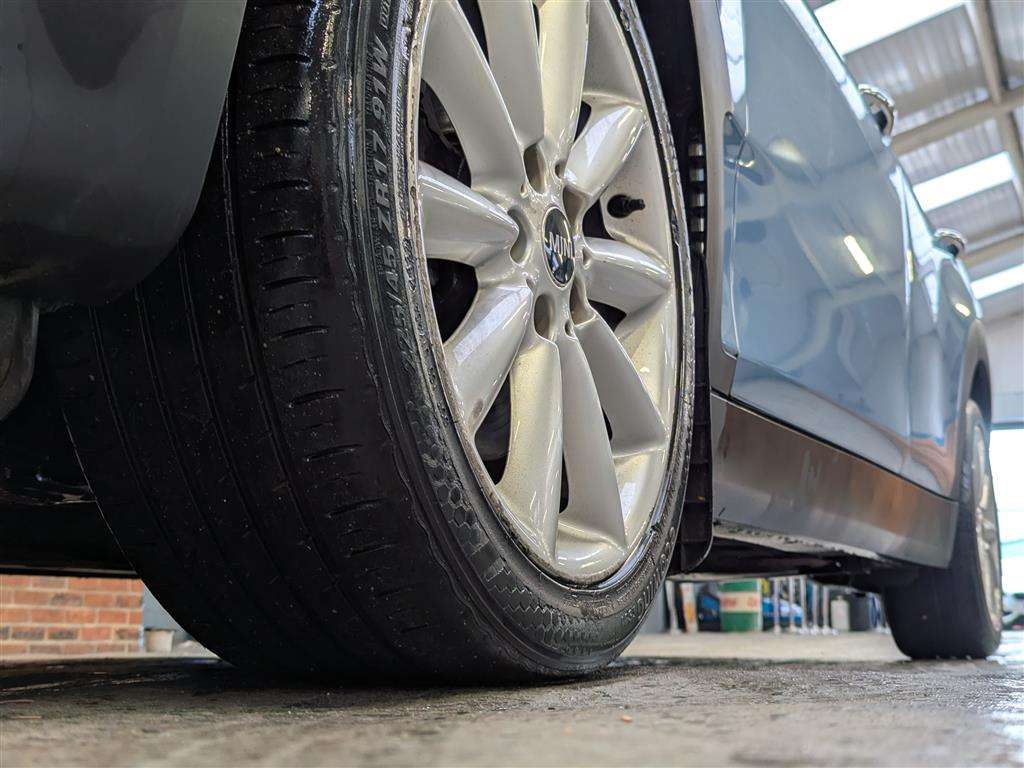 <p>2016 MINI CLUBMAN COOPER D AUTO</p>