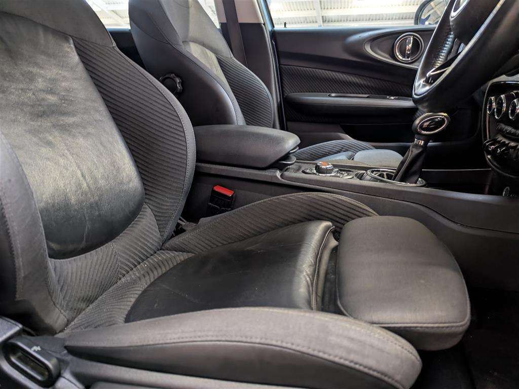 <p>2016 MINI CLUBMAN COOPER D AUTO</p>