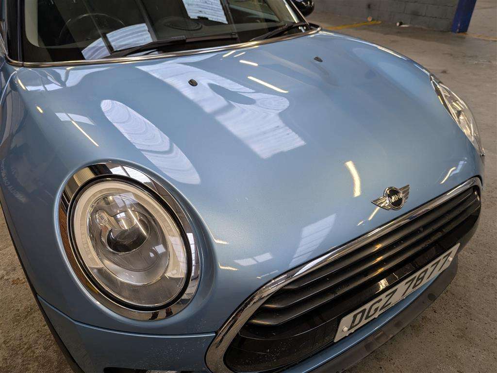 <p>2016 MINI CLUBMAN COOPER D AUTO</p>