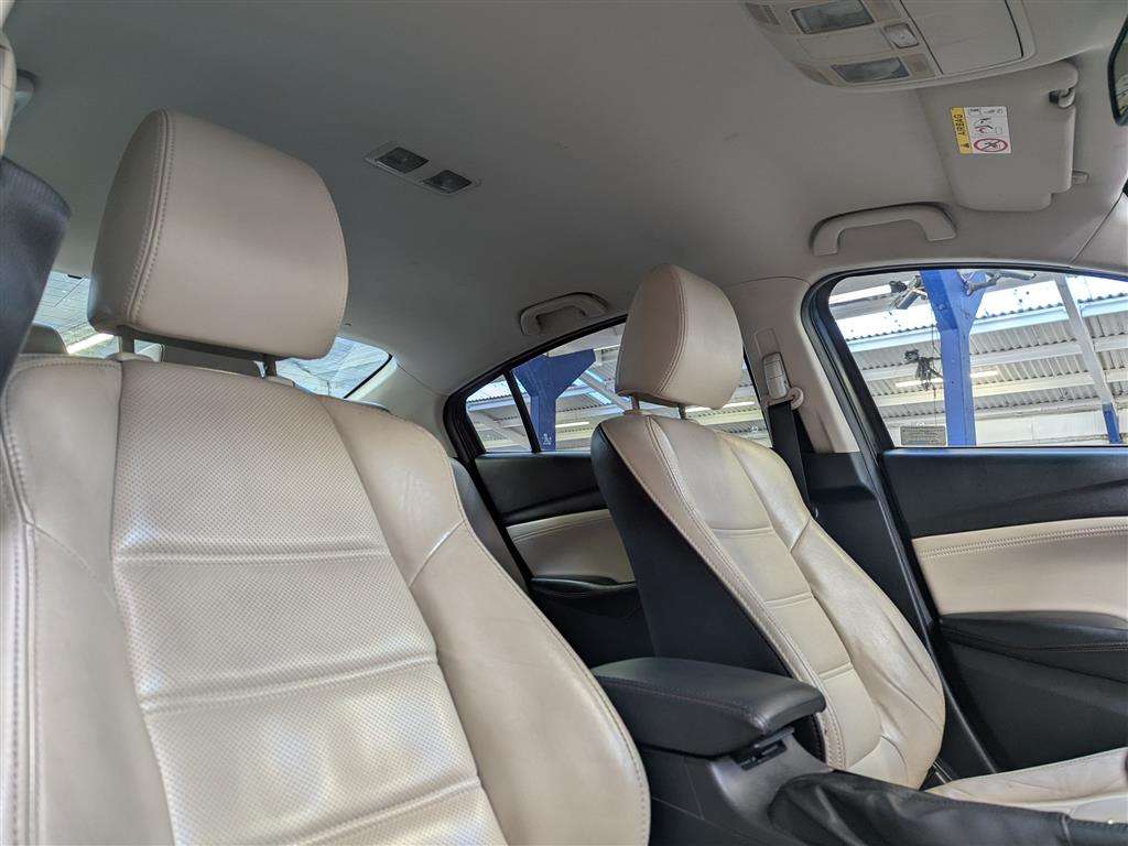 <p>2013 MAZDA 6 SPORT NAV D AUTO</p>