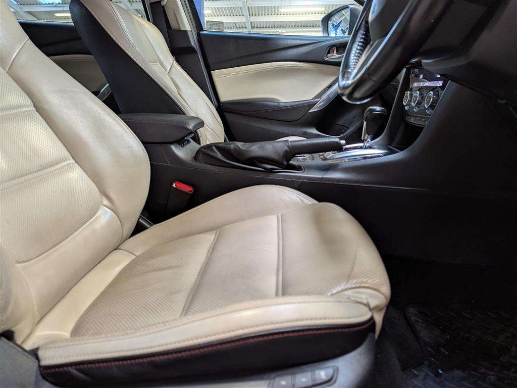 <p>2013 MAZDA 6 SPORT NAV D AUTO</p>