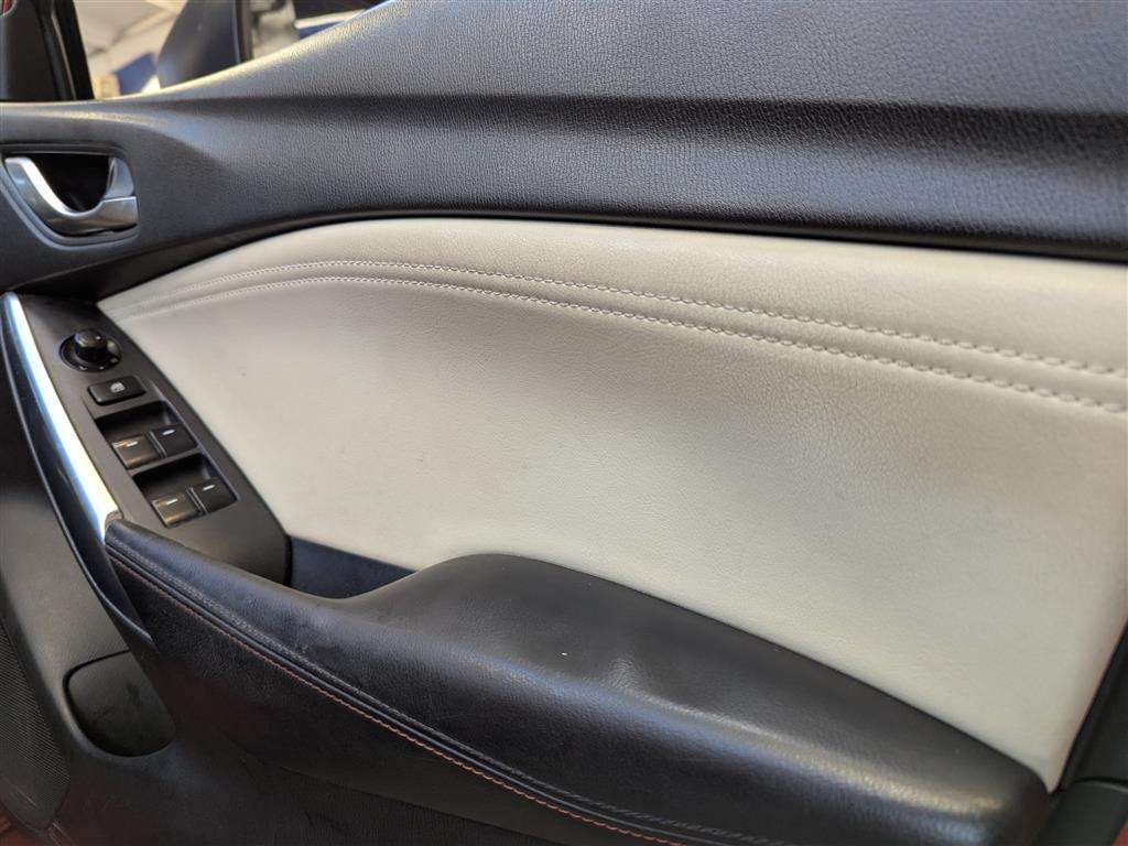 <p>2013 MAZDA 6 SPORT NAV D AUTO</p>