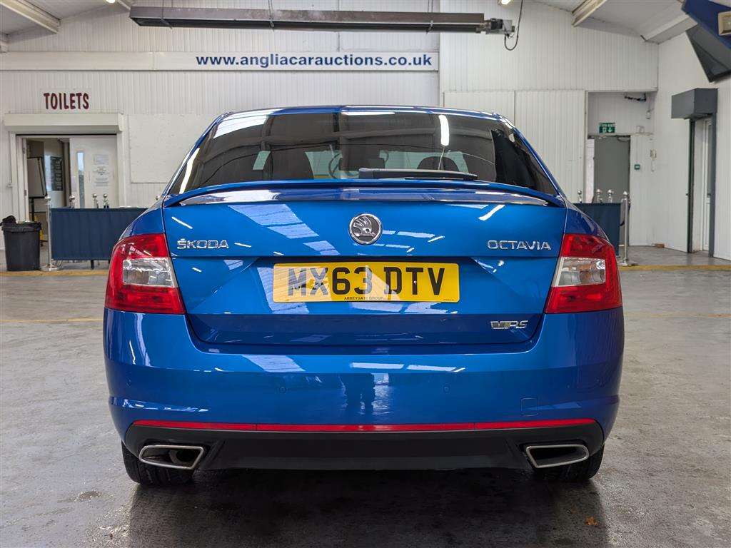 <p>2014 SKODA OCTAVIA VRS TDI CR</p>