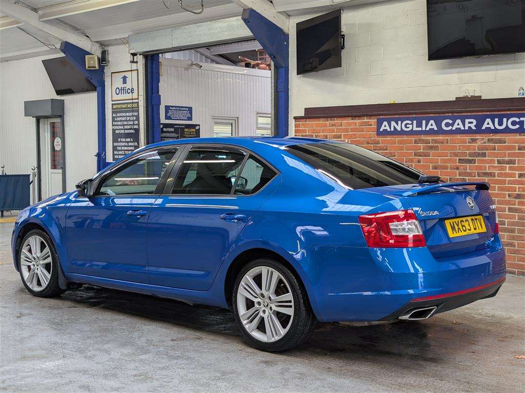 <p>2014 SKODA OCTAVIA VRS TDI CR</p>