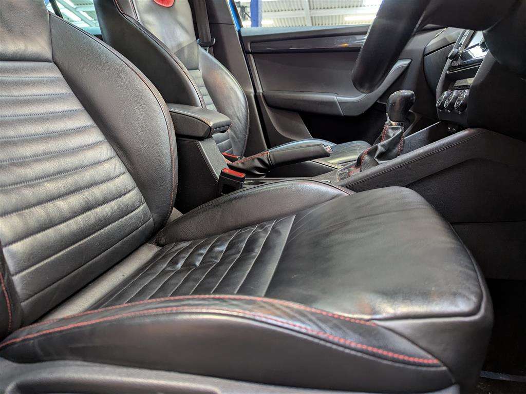 <p>2014 SKODA OCTAVIA VRS TDI CR</p>