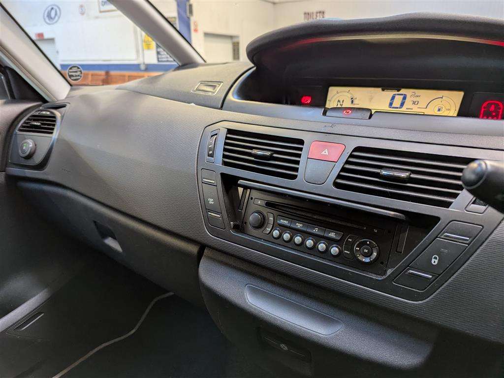 <p>2012 CITROEN C4 PICASSO VTR+ E-HDI S-A</p>