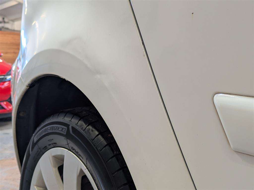 <p>2012 CITROEN C4 PICASSO VTR+ E-HDI S-A</p>