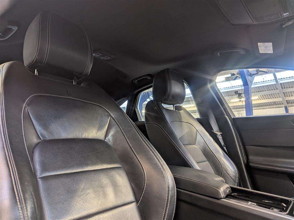 <p>2016 JAGUAR XF R-SPORT **SOLD</p>