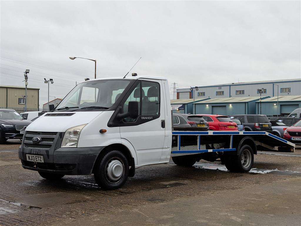 <p>2013 FORD TRANSIT 125 T350 RWD</p>