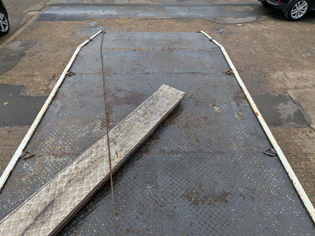 <p>2013 FORD TRANSIT 125 T350 RWD</p>