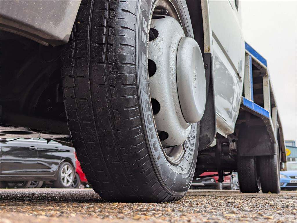 <p>2013 FORD TRANSIT 125 T350 RWD</p>