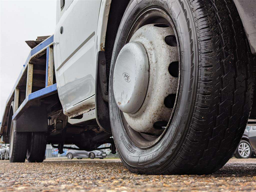 <p>2013 FORD TRANSIT 125 T350 RWD</p>