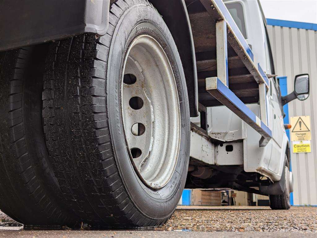 <p>2013 FORD TRANSIT 125 T350 RWD</p>