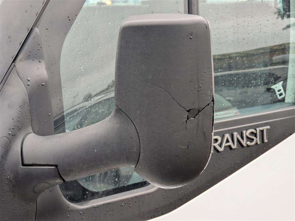 <p>2013 FORD TRANSIT 125 T350 RWD</p>