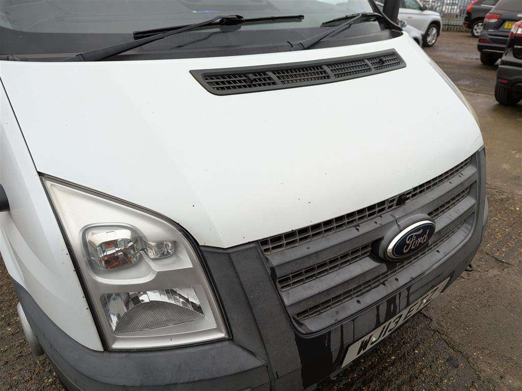 <p>2013 FORD TRANSIT 125 T350 RWD</p>