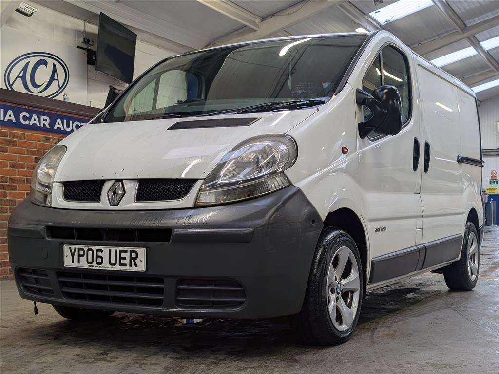 <p>2006 RENAULT TRAFIC SL27 DCI 100 SWB</p>