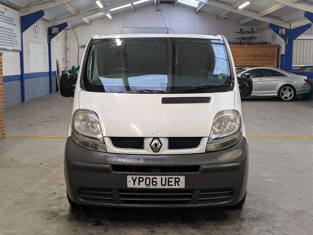 <p>2006 RENAULT TRAFIC SL27 DCI 100 SWB</p>